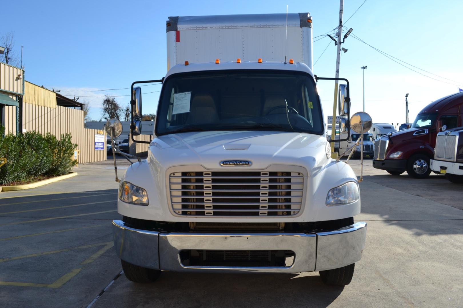 2017 WHITE /BLACK FREIGHTLINER M2-106 with an CUMMINS ISB 6.7L 260HP engine, ALLISON 2500RDS AUTOMATIC transmission, located at 9172 North Fwy, Houston, TX, 77037, (713) 910-6868, 29.887470, -95.411903 - Photo#1